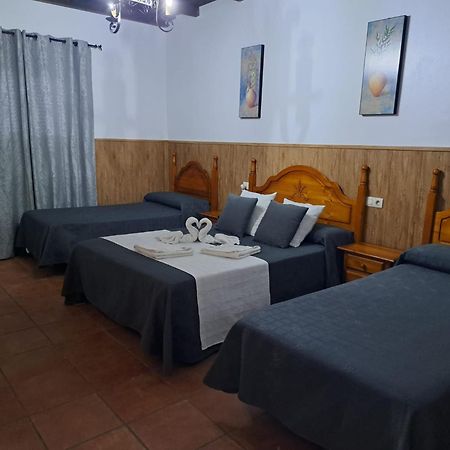Hostal Brenaverde Gaucín Eksteriør billede