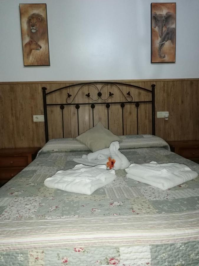 Hostal Brenaverde Gaucín Eksteriør billede